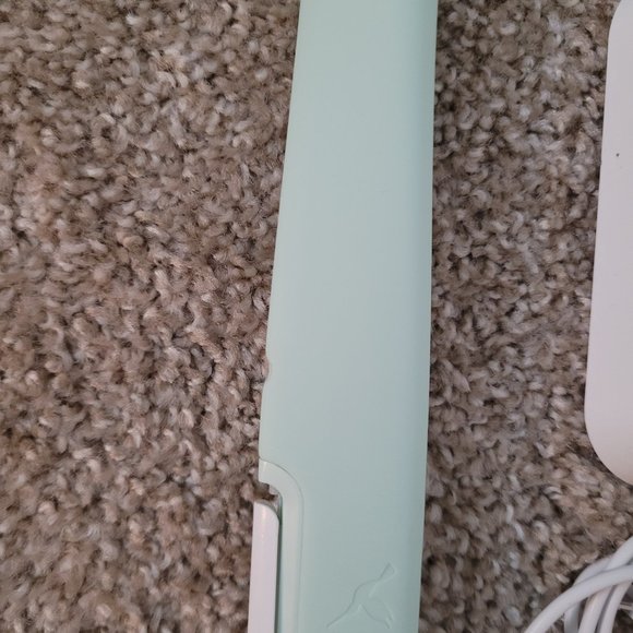 DERMAFLASH Luxe Anti-Aging Exfoliation Mint Green - Microdermabrasion - LIKE NEW - Picture 4 of 7